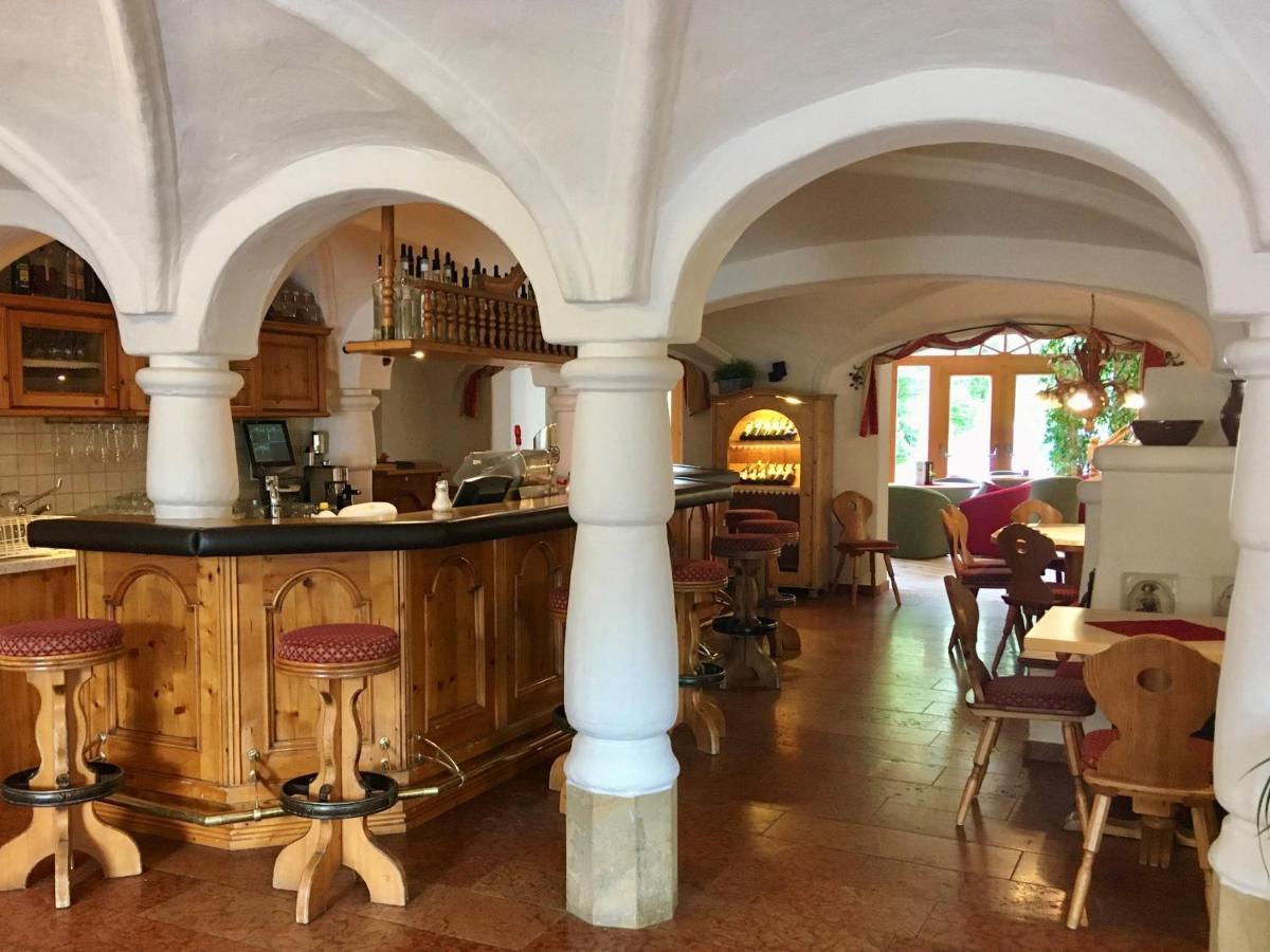 Hotel Metzgerwirt Kirchberg in Tirol Esterno foto