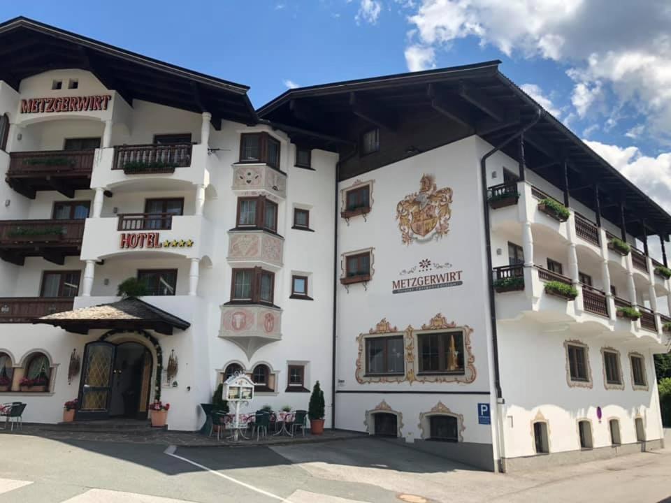 Hotel Metzgerwirt Kirchberg in Tirol Esterno foto