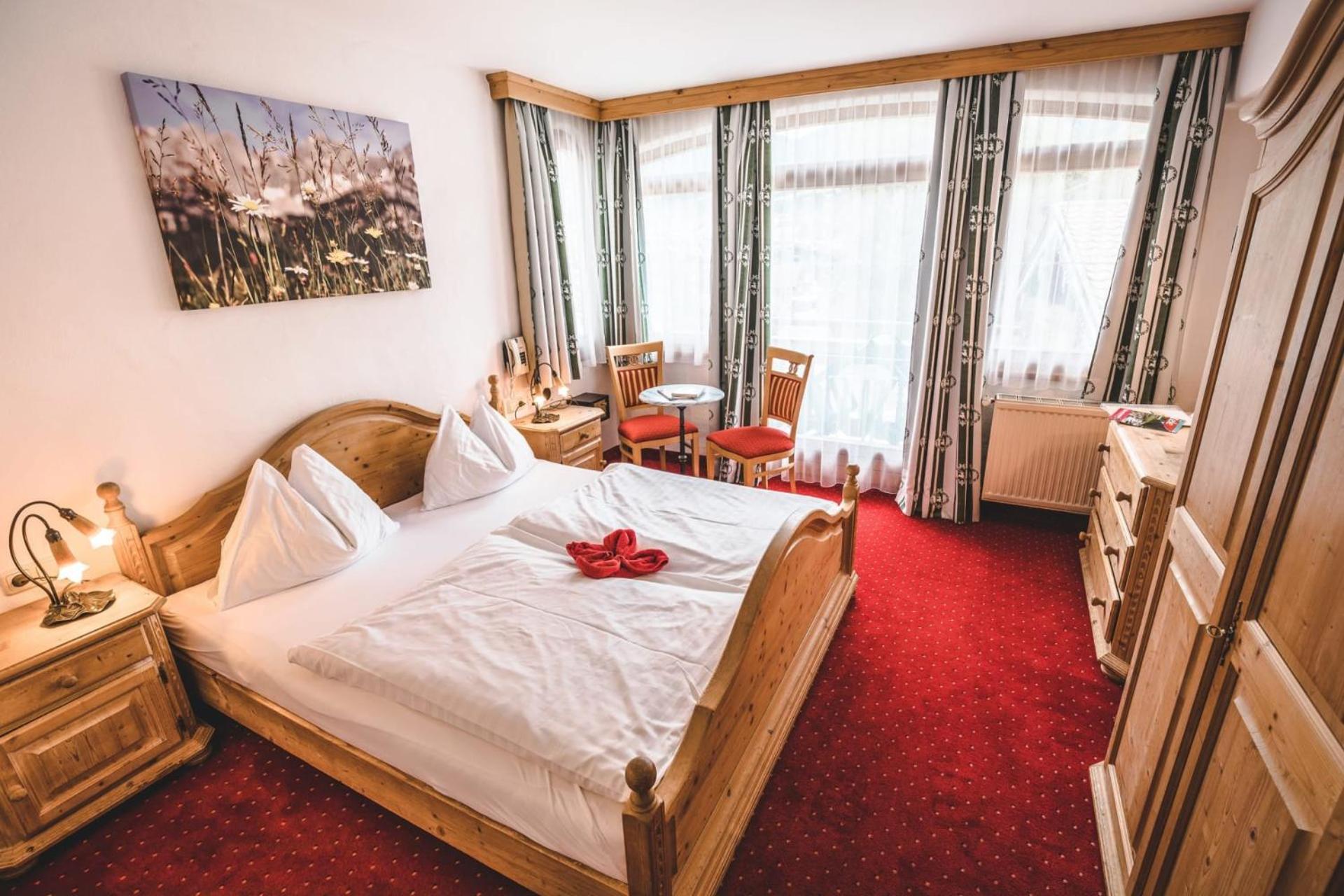 Hotel Metzgerwirt Kirchberg in Tirol Esterno foto
