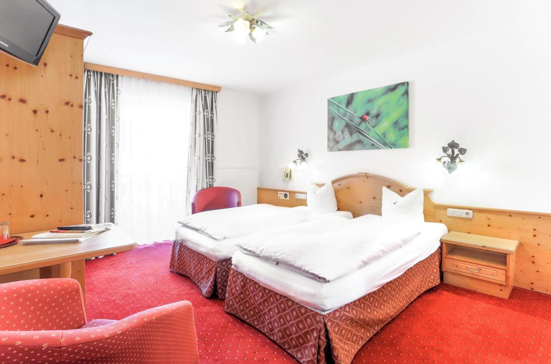 Hotel Metzgerwirt Kirchberg in Tirol Esterno foto