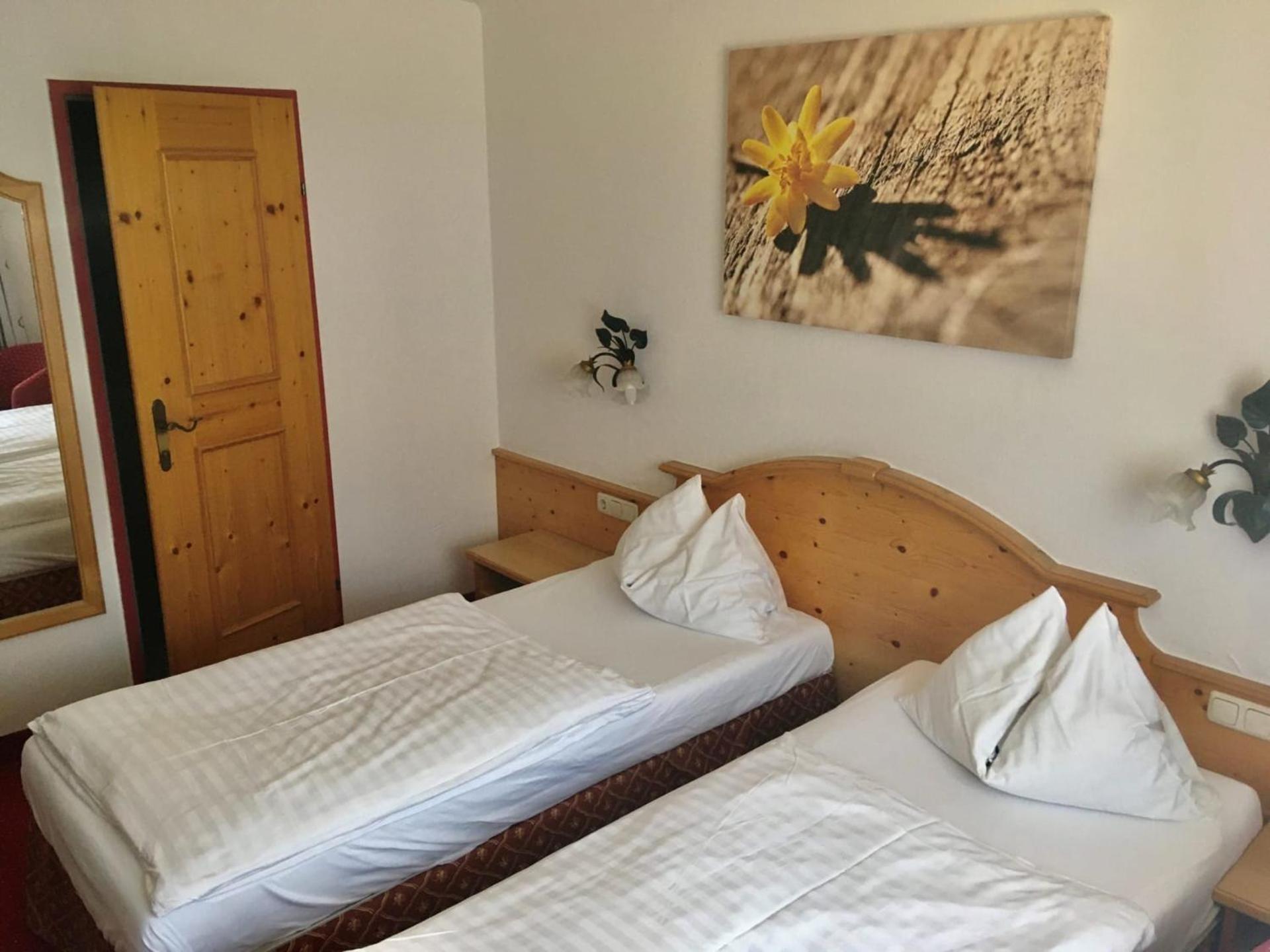 Hotel Metzgerwirt Kirchberg in Tirol Esterno foto